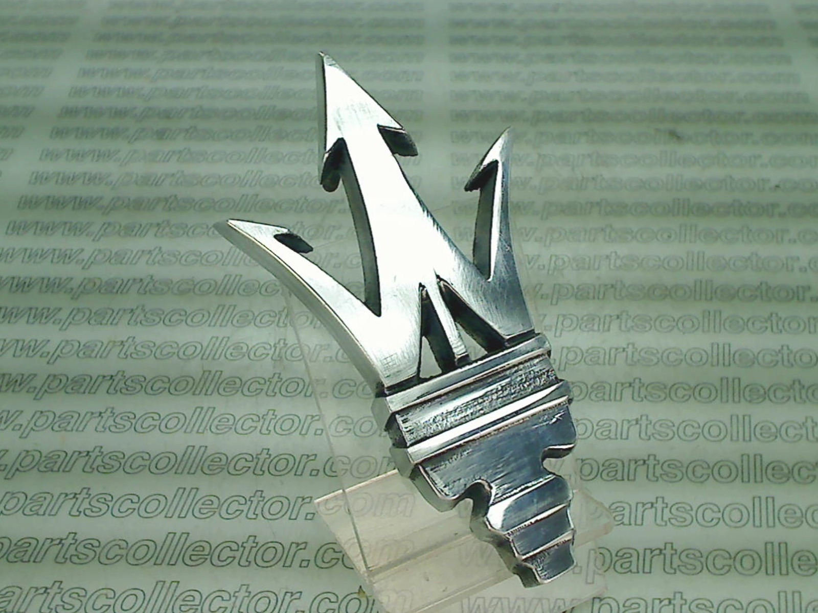 MASERATI 75676 Car body code 8696 compatible with: MASERATI 3500 AM101, MASERATI BORA AM117, MASERATI MERAK AM122, MASERATI SEBRING AM101